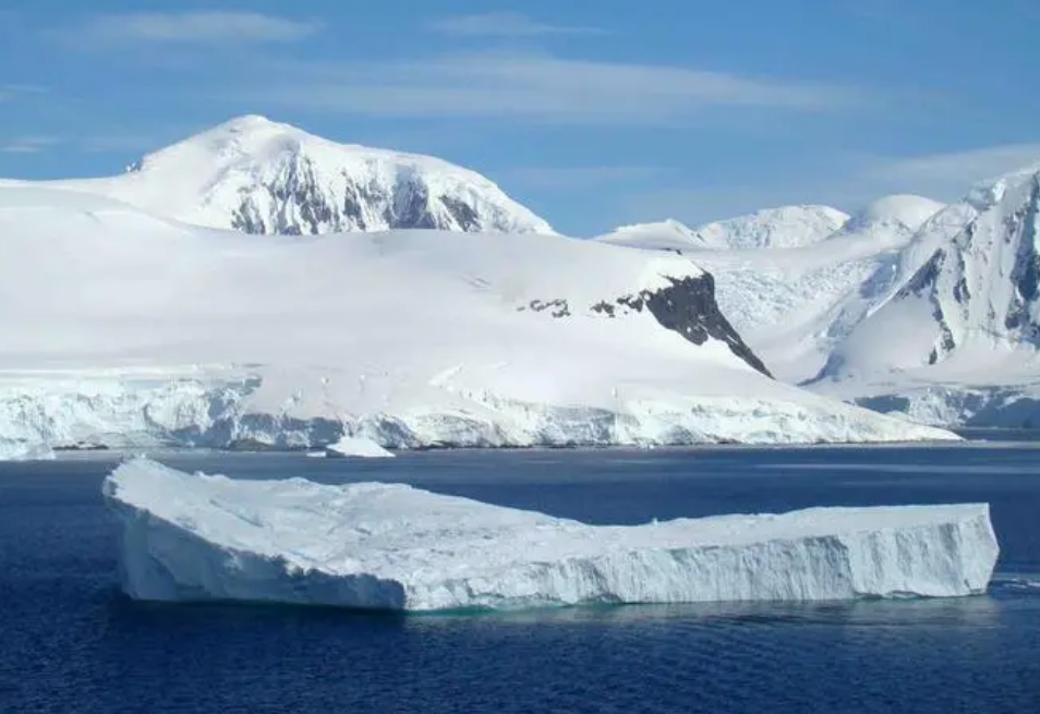 南极洲也能耕耘，科学家在冰川大陆成功种出西瓜